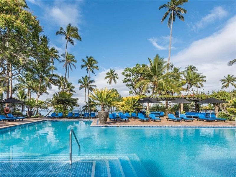 더 워릭 피지 코로레부 외부 사진 Pool at the Hotel
