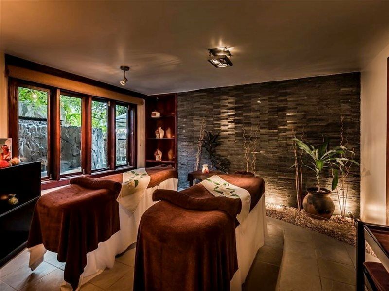 더 워릭 피지 코로레부 외부 사진 Spa at The Oberoi, Mumbai